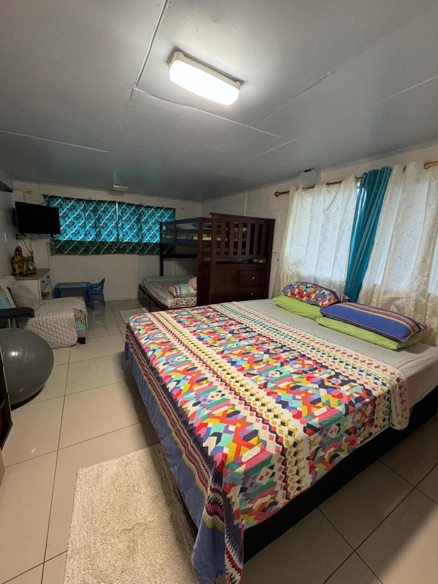 Mirimiri Spa Homestay Ngatangiia Luaran gambar